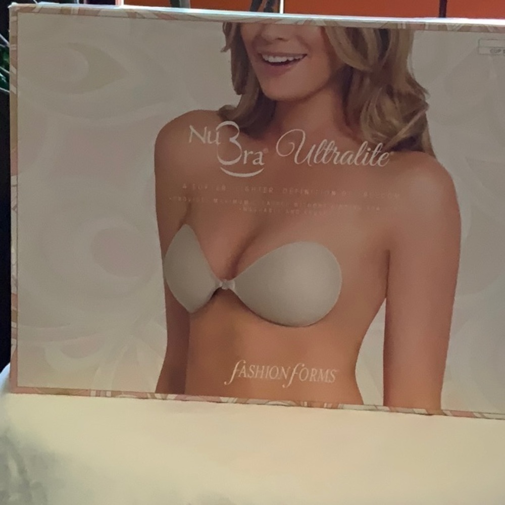 NWT Fashion Forms Ultralite NuBra - DD-